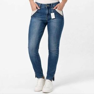 [BLANKNYC] ($145) “The Cooper” Jeans